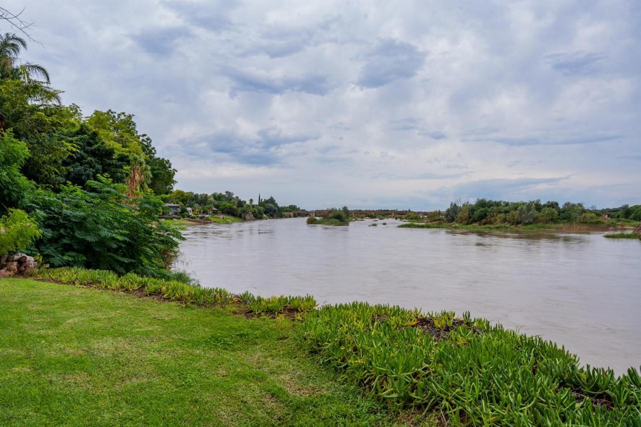 Riverbank Lodge Upington Dış mekan fotoğraf